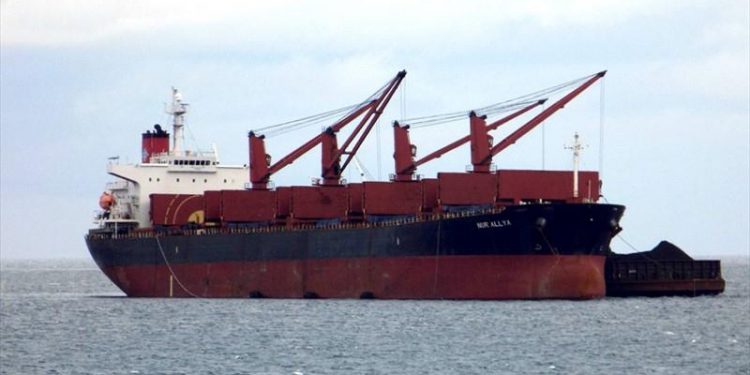 Graneleiro desaparece na Indonésia depois de enviar sinal de socorro, OMDN, O Mundo dos Negócios