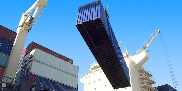 Linhas de crédito para exportação e importação em discussão