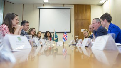 Promover comércio com o Brasil, OMDN, O Mundo dos Negócios