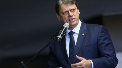 transporte_de_carga_por_ferrovias_OMDN_O_ Mundo_dos_ Negocios