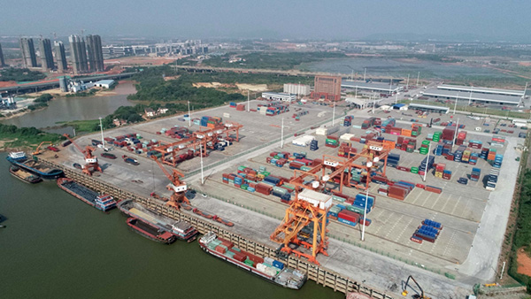 Porto de Longtougang, na China, facilita abertura ao comércio, OMDN, O Mundo dos Negócios