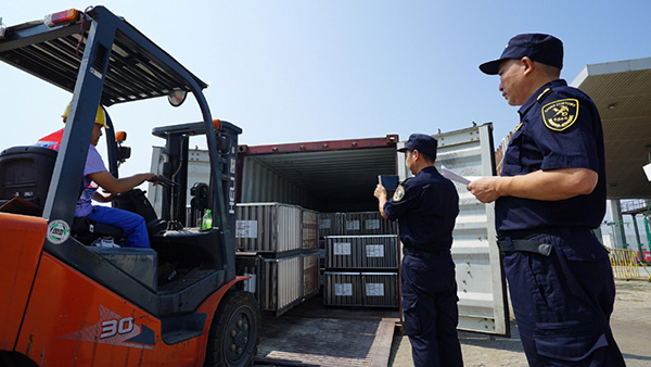 Porto de Longtougang, na China, facilita abertura ao comércio, OMDN, O Mundo dos Negócios