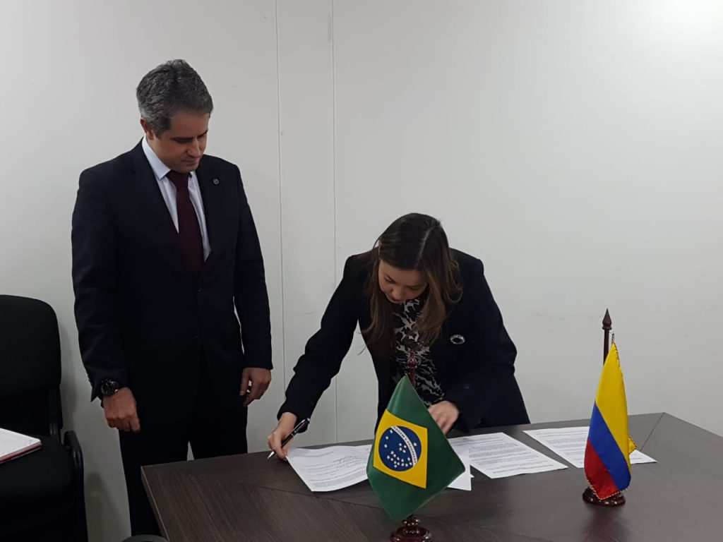 Brasil e Colômbia discutem aumento de comércio bilateral, OMDN, O Mundo dos Negócios
