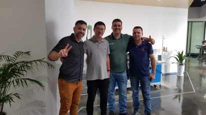 conhecendo uma fábrica de máquinas de costura, OMDN, O Mundo dos Negócios,