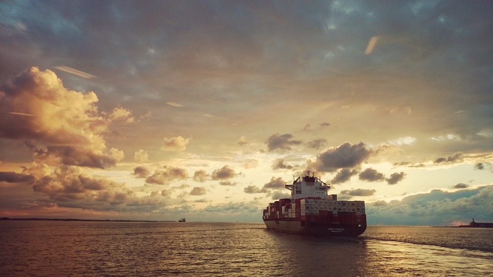 Despoluição do transporte marítimo: empresas assumem meta de 2030, OMDN, O Mundo dos Negócios