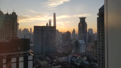 Diário da China: jornada de 44 horas de viagem do Brasil à Ásia, OMDN, O Mundo dos Negócios