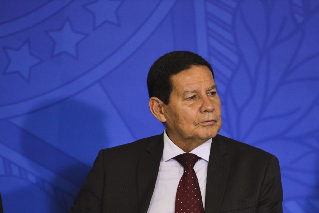 China x EUA: Mourão diz que guerra econômica afeta o Brasil