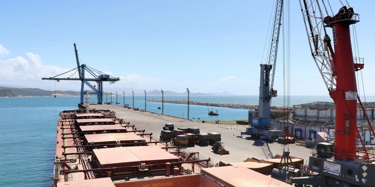 Exportação de milho bate recorde no Porto de Imbituba, OMDN, O Mundo dos Negócios