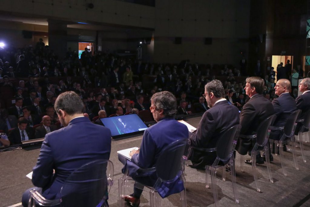 Bolsonaro reforça oportunidades de negócios e reformas, OMDN, O Mundo dos Negócios