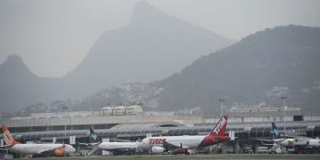 Governo eliminará taxa adicional de embarque internacional, OMDN, O Mundo dos Negócios