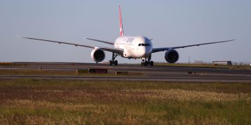 Empresa da Austrália realiza voo comercial mais longo da história, OMDN, O Mundo dos Negócios