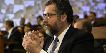 Mercosul deve seguir com grandes negociações externas, diz Araújo, OMDN, O Mundo dos Negócios