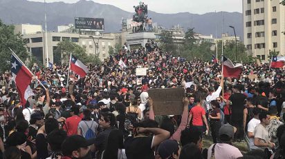 Trabalhadores portuários chilenos participam de greve geral, OMDN, O Mundo dos Negócios