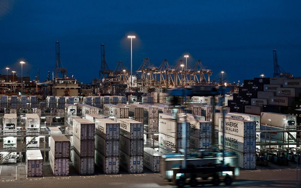 Movimentação global de containers registra queda no terceiro trimestre, OMDN, O Mundo dos Negócios