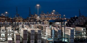 Movimentação global de containers registra queda no terceiro trimestre, OMDN, O Mundo dos Negócios