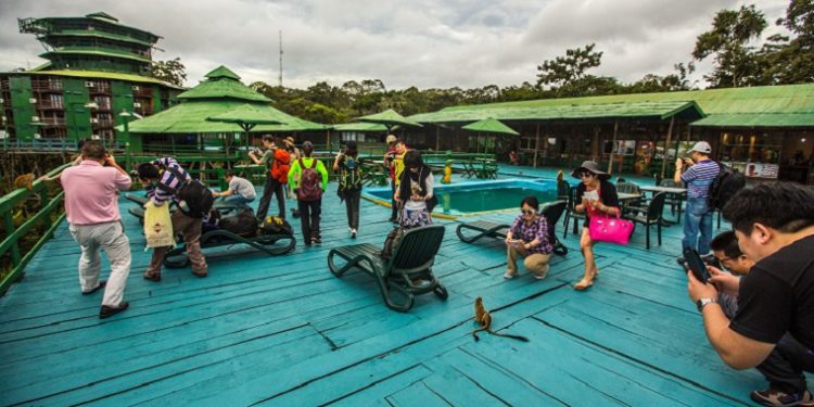 Aberto credenciamento para agências receberem turistas chineses, OMDN, O Mundo dos Negócios