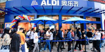 Empresas de varejo estrangeiras ampliam presença na China, OMDN, O Mundo dos Negócios