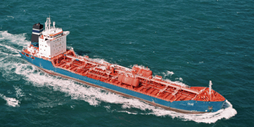 Piratas sequestram 20 tripulantes de petroleiro no Togo, OMDN, O Mundo dos Negócios
