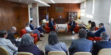 Embaixadores de países europeus, OMDN, O Mundo dos Negócios