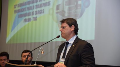 Fórum discute gargalos do transporte de cargas, OMDN, O Mundo dos Negócios