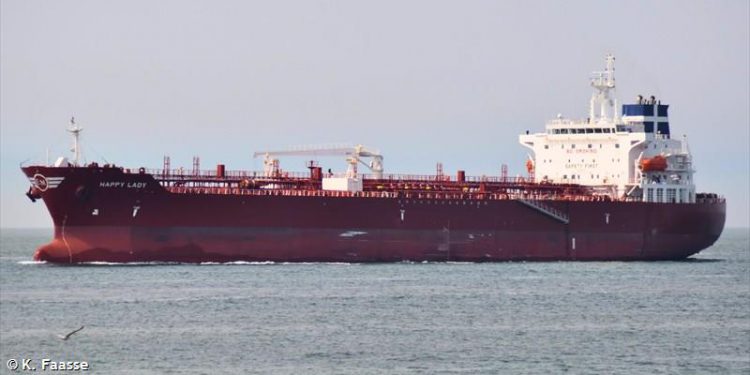 Piratas atacam mais dois navios no Golfo da Guiné, OMDN, O Mundo dos Negócios