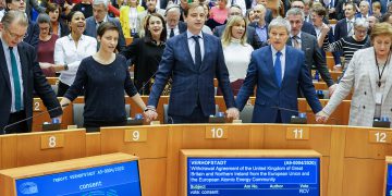 Parlamento Europeu aprova Acordo de Saída do Reino Unido da UE, OMDN, O Mundo dos Negócios