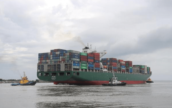 Complexo de Itajaí recebe manobra inédita na Bacia de Evolução, OMDN, O Mundo dos Negócios