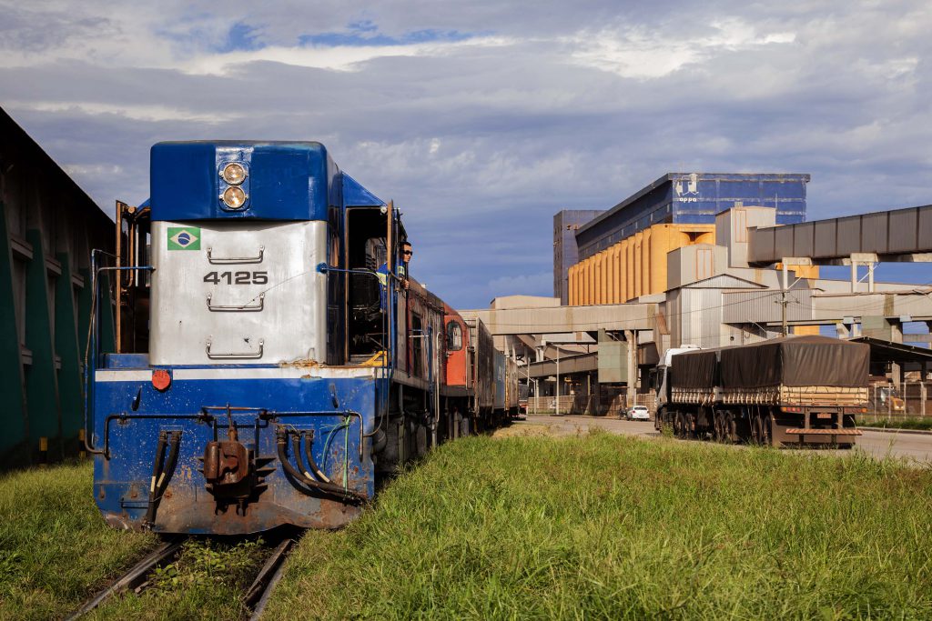 Cresce participação do modal ferroviário cresce em portos do PR, OMDN, O Mundo dos Negócios