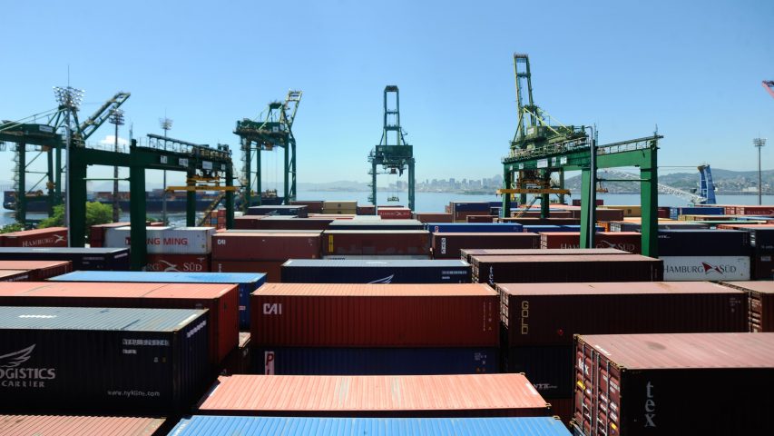 Efeito coronavírus na liberação de mercadorias nos portos brasileiros_OMDN_O Mundo dos Negócios_Tania Rego Agência Brasil