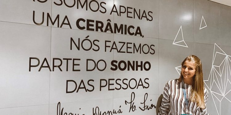 Fidelização de clientes é desafio para as exportações_OMDN_O Mundo dos Negócios_Bárbara Zanette Degasperi_Profissionais Unesc