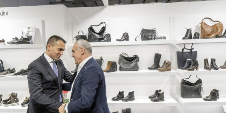 Micam Milano gera quase US$ 40 mi para calçadistas, OMDN, O Mundo dos Negócios