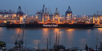 Hapag-Lloyd usa biocombustível em abastecimento de navio, OMDN, O Mundo dos Negócios