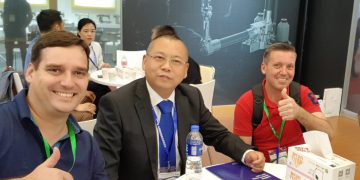 Comércio de máquinas: costurando relações com o mercado chinês, OMDN, O Mundo dos Negócios