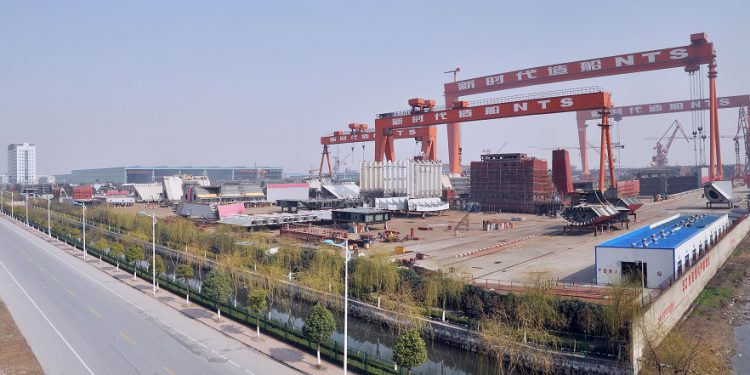 Estaleiros privados começam a voltar ao trabalho na China, OMDN, O Mundo dos Negócios