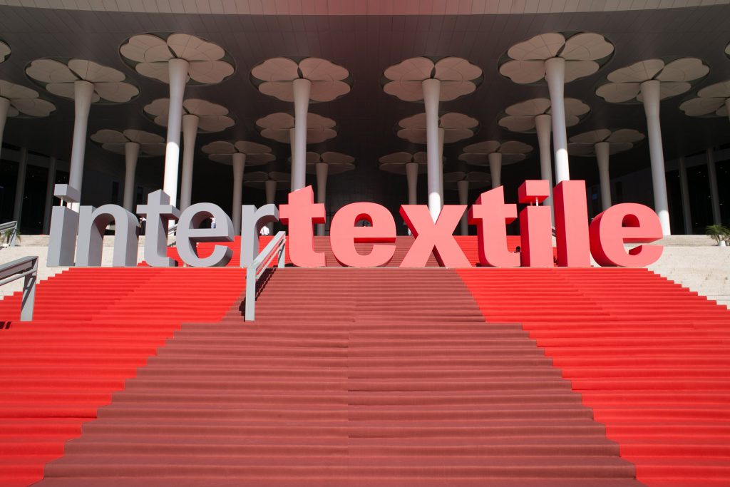 Organizadores adiam três feiras têxteis previstas na China, OMDN, O Mundo dos Negócios