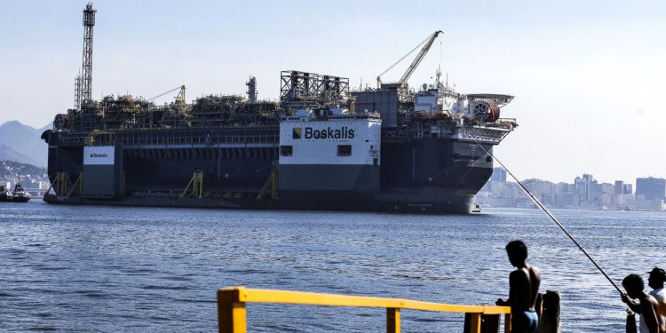 Produção de óleo e gás supera 4 milhões de barris por dia, OMDN, O Mundo dos Negócios