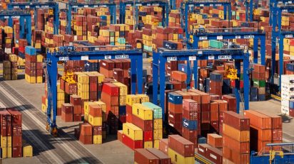 Containers de origem chinesa se acumulam em portos indianos, OMDN, O Mundo dos Negócios