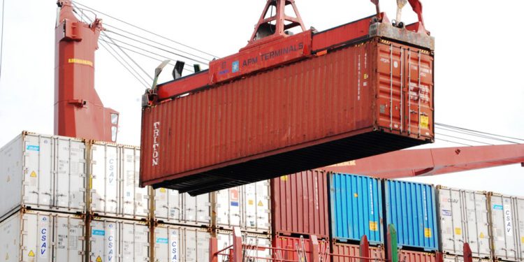 SC ganha uma posição no ranking nacional de exportações, OMDN, O Mundo dos Negócios