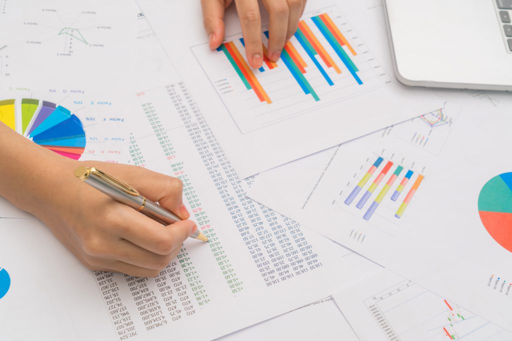 Os números do comex no sul de Santa Catarina em 2019_OMDN_O Mundo dos Negócios_jannoon028_freepik