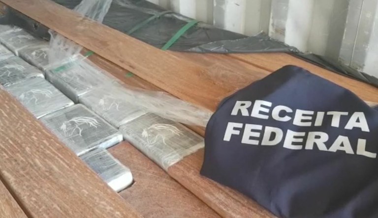 Receita apreende 325 quilos de cocaína no Porto de Paranaguá_OMDN_O Mundo dos Negócios_RFB