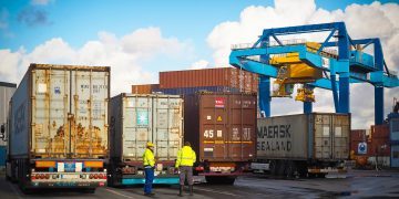 Seguros de Transporte O que significa Dispensa do Direito de Regresso (DDR)_OMDN_O Mundo dos Negócios_Michael Gaida Pixabay