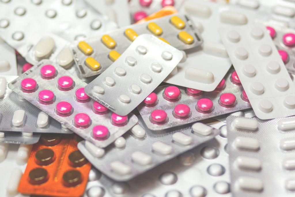 Comércio internacional de medicamentos controlados tem normas atualizadas_OMDN_O Mundo dos Negócios_Pexels-por-Pixabay