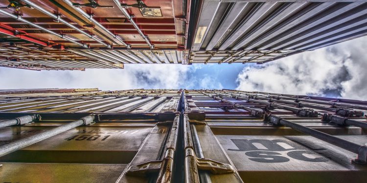 Quando é necessário solicitar uma Licença de Importação_Markus Distelrath Pixabay