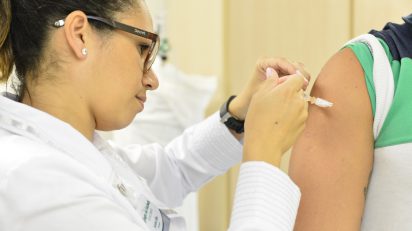 Vacinação contra a gripe inicia para portuários e caminhoneiros_OMDN_O Mundo dos Negócios_Alberto Ruy MInfra