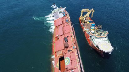 Equipes encerram retirada de minério do navio Stellar Banner_OMDN_O Mundo dos Negócios_Ibama