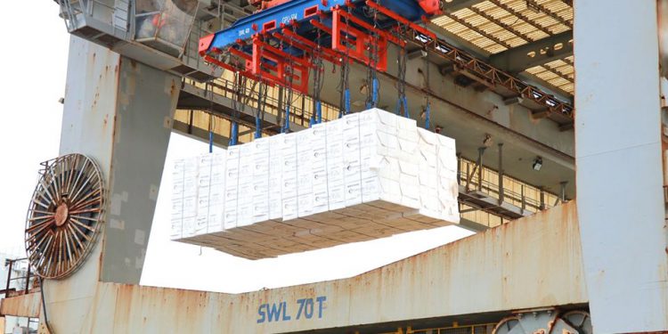 Porto de Imbituba recebe embarque piloto de celulose_OMDN_O Mundo dos Negócios_SCPar Porto de Imbituba