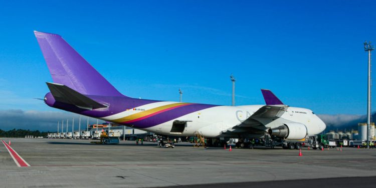 Aeroporto de Florianópolis recebe avião cargueiro de quase 400 toneladas_OMDN_O Mundo dos Negócios_Floripa Airport