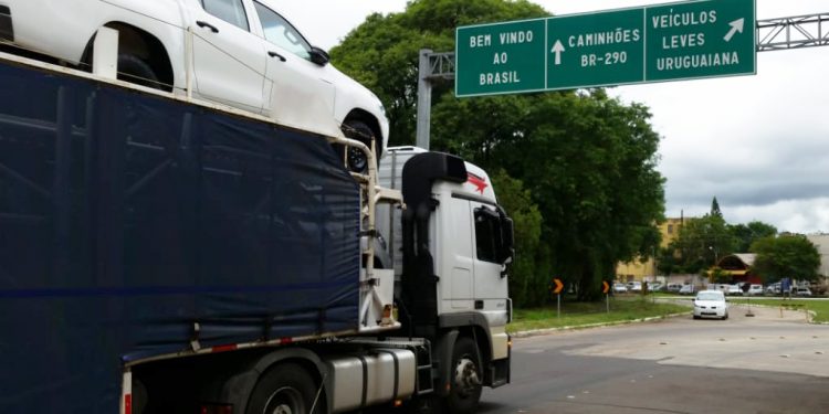 Impressão do MIC-DTA passa a ser obrigatória para exportações via Uruguaiana_OMDN_O Mundo dos Negócios_Anvisa Rs