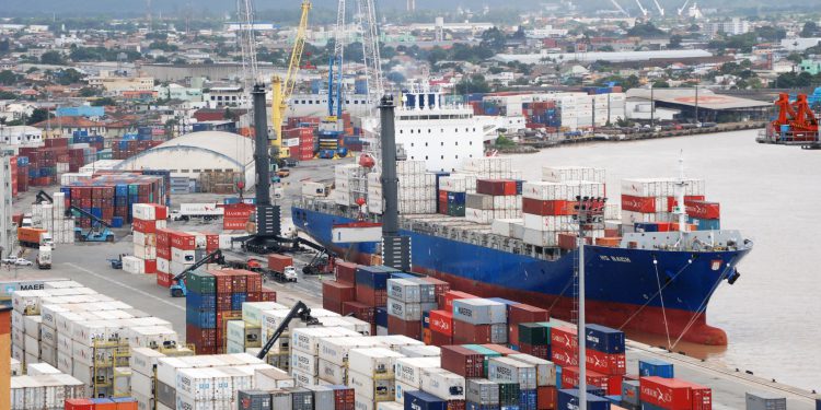 Porto de Itajaí lançado edital para serviço de desestatização_OMDN_O Mundo dos Negócios_EPL
