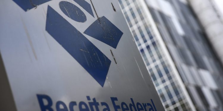 Receita e PF investigam fraude bilionária em importações_OMDN O Mundo dos Negócios_Marcelo Camargo_Agência Brasil